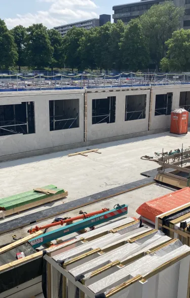 Verdiepingsvloer met prefab betonnen wanden in Tilburg