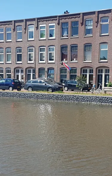 Opgeleverde kademuren in Rijswijk