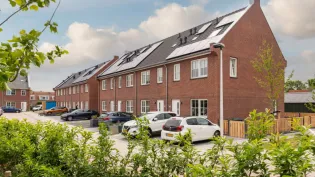 Opgeleverde woningen in Herkingen van prefab betonnen binnenwanden