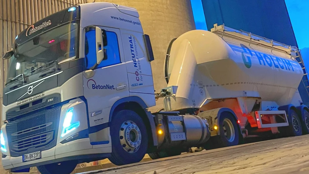 holcim-cement-truck-ecopact.jpg