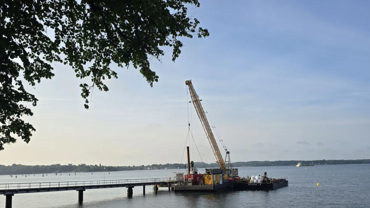 Het plaatsen van kunstmatige riffen in Kiel