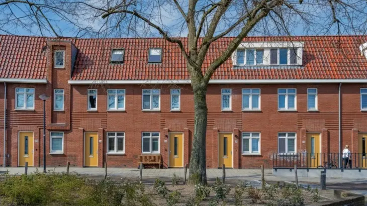 Opgeleverde woningen in Schiedam van prefab casco's