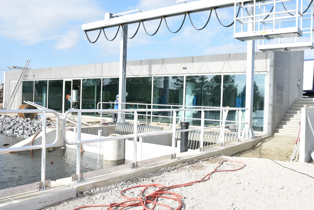 Gemaal van prefab beton in Waalwijk