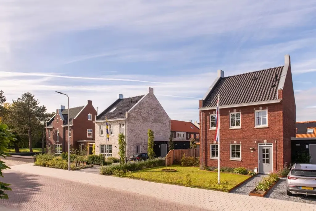 Vrijstaande huizen in Sommelsdijk gemaakt van prefab beton
