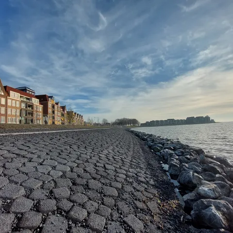 een mooie zonsondergang met de net geplaatste Basalton STS 