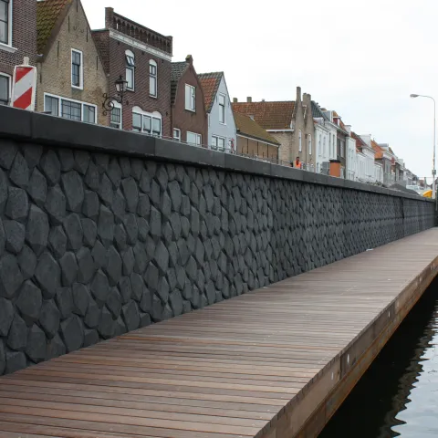 Gerealiseerde Betowall Basalton kademuren project in Brouwershaven