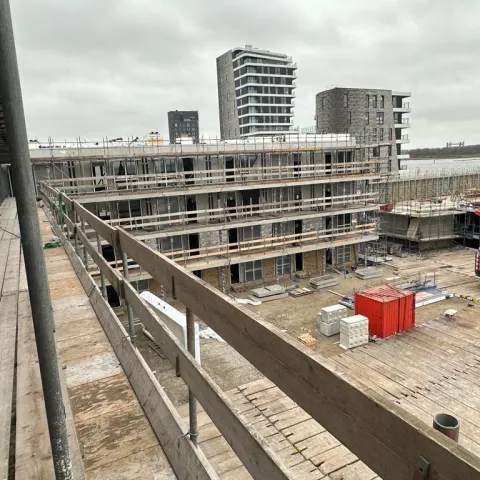 Nieuwbouw appartementen in Maassluis met prefab betonwanden