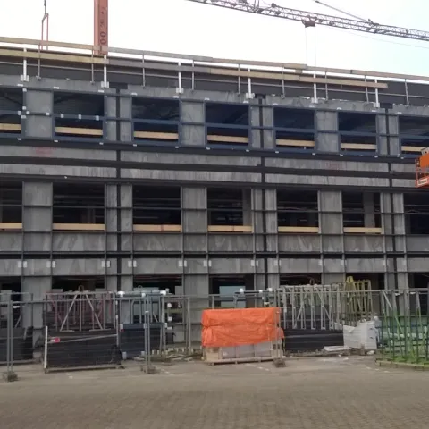 Hoofdkantoor Waalbouw in Vlaardingen met prefab beton wanden